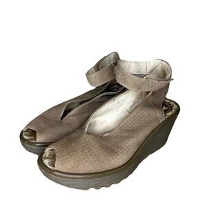 Fly London Yala376Fly Perf Women's Taupe Wedge Leather Sandal Size 37 Comfort